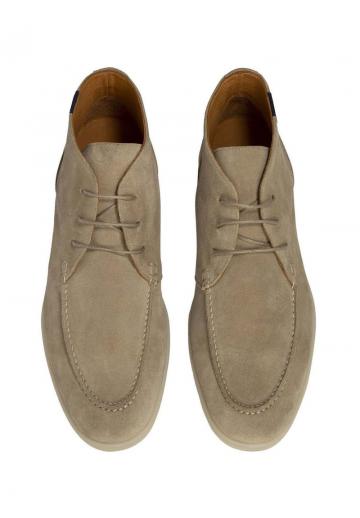 Ботинки на шнуровке