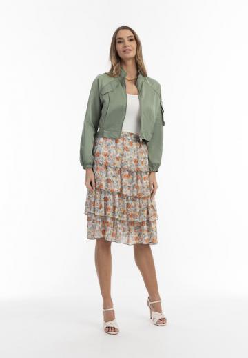 Куртка с накладнымит карманами