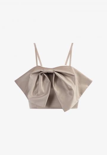 Топ на бретельках