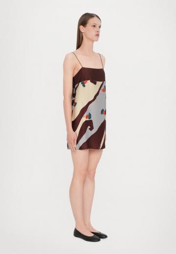 Короткое платье