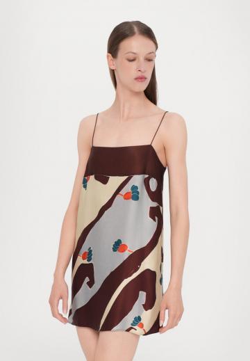 Короткое платье