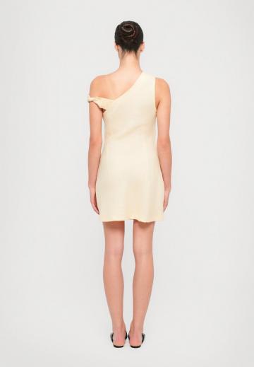 Короткое платье