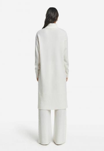 Вязаное платье