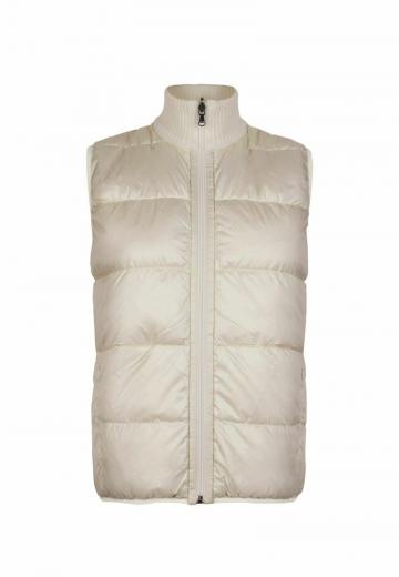 Пуховой жилет