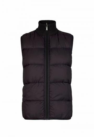 Пуховой жилет