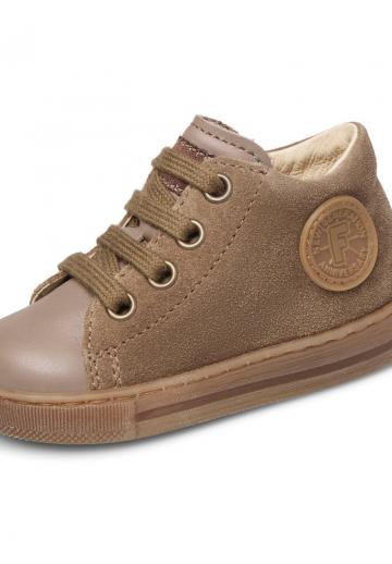 Детская обувь