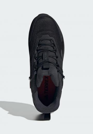 Походные ботинки