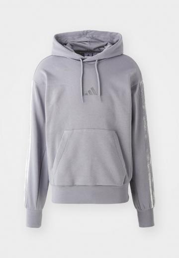 Спортивная кофта