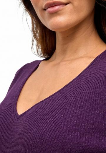 Вязаное платье