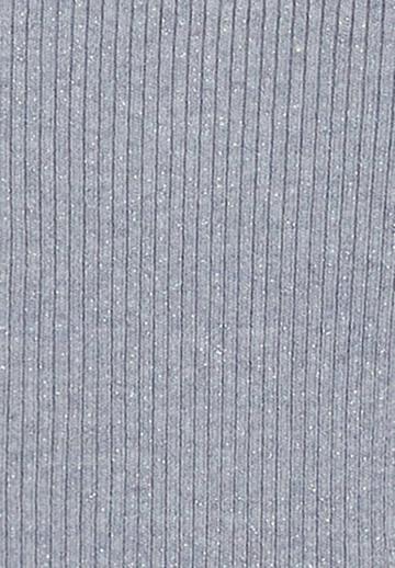 Вязаное платье