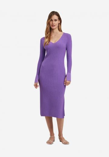 Платье футляр