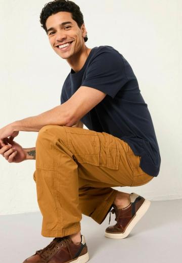 Брюки с накладными карманами