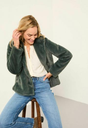 Зимняя куртка