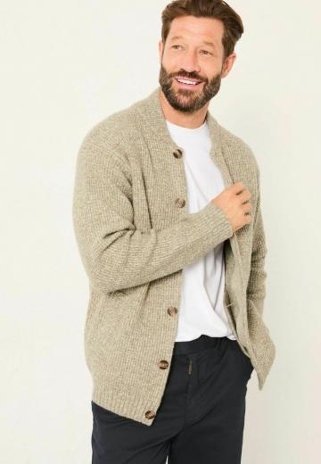 Вязаная кофта