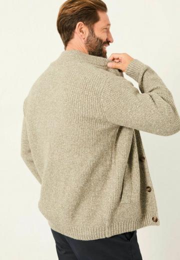 Вязаная кофта