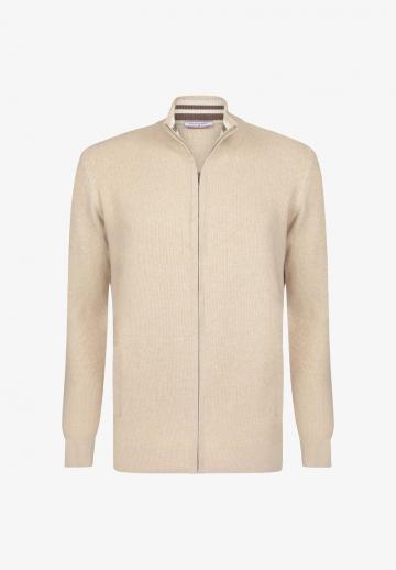 Вязаная кофта