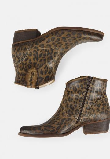 Ковбойские сапоги