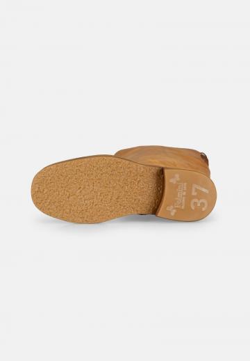 Сапоги на шнуровке