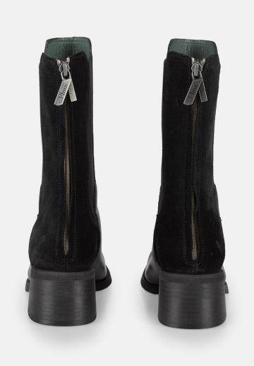 Гандбольные кроссовки