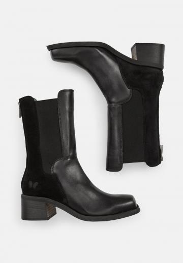 Гандбольные кроссовки