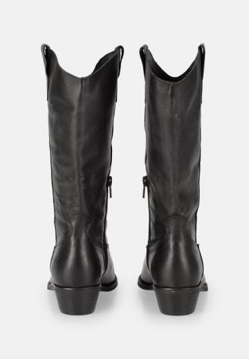 Широкие сапоги