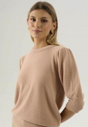 Пуловер с рукавом три четверти