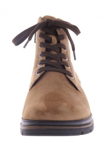 Сапожки на танкетке