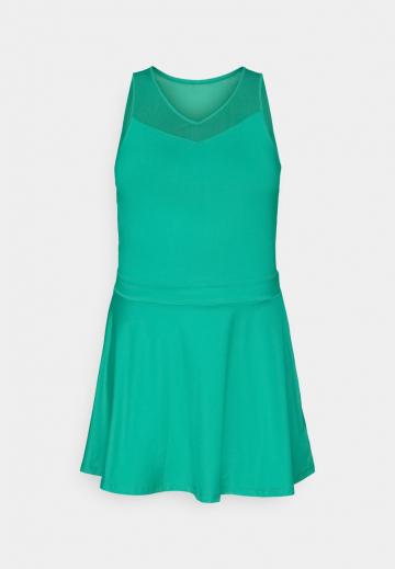 Спортивное платье