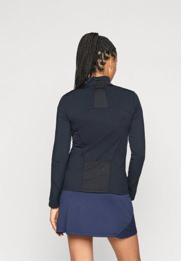 Спортивная куртка