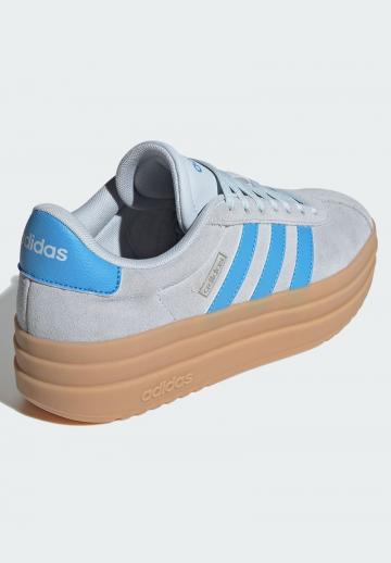 Тренировочные кроссовки