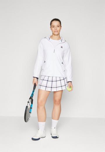 Спортивная куртка