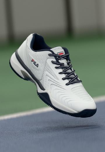 Теннисные кроссовки