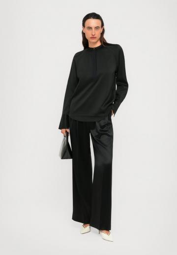 Атласная блузка