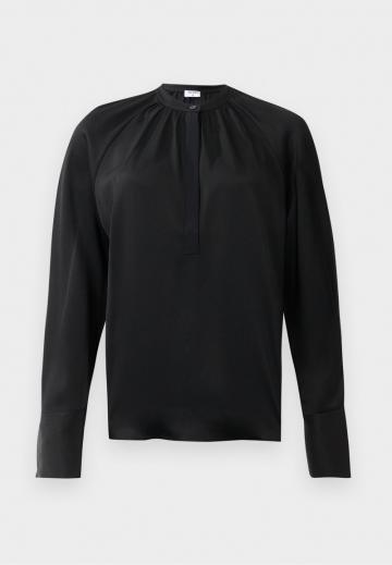 Атласная блузка