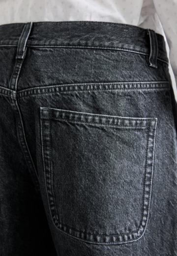 Прямые джинсы