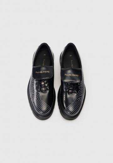 Ботинки на шнуровке