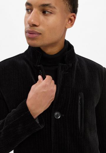 Короткое пальто