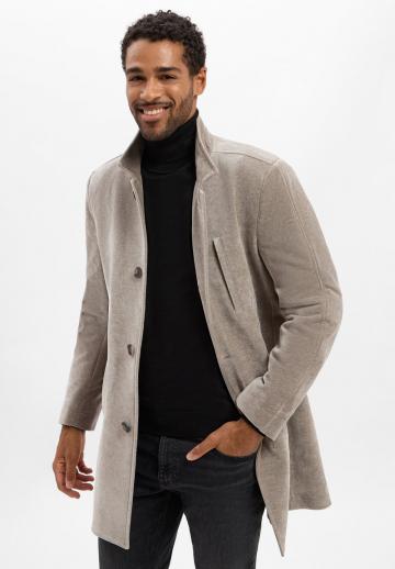 Короткое пальто