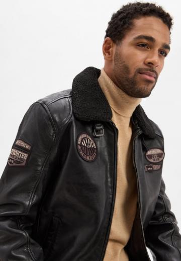 Кожаная куртка