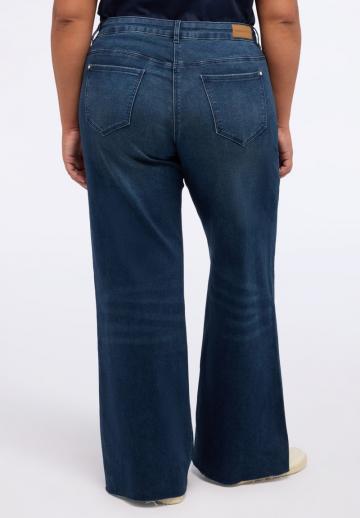 Клешеные джинсы