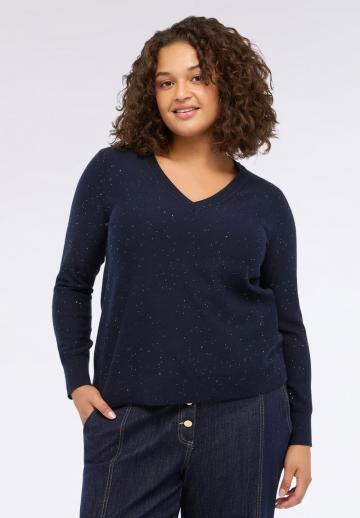 Пуловер с вырезом V