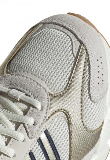 Тренировочные кроссовки