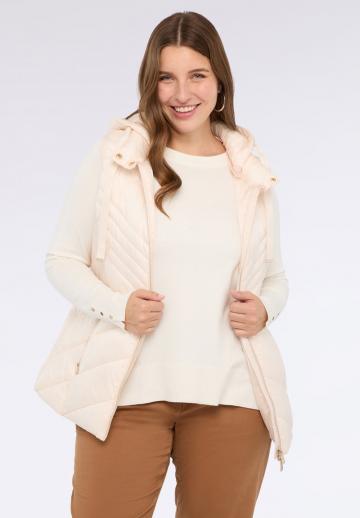 Длинный жилет