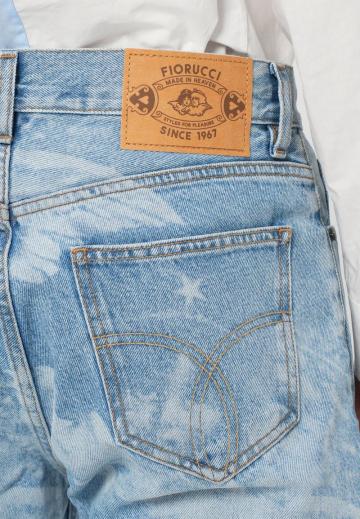 Прямые джинсы