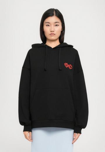 Пуловер с капюшоном