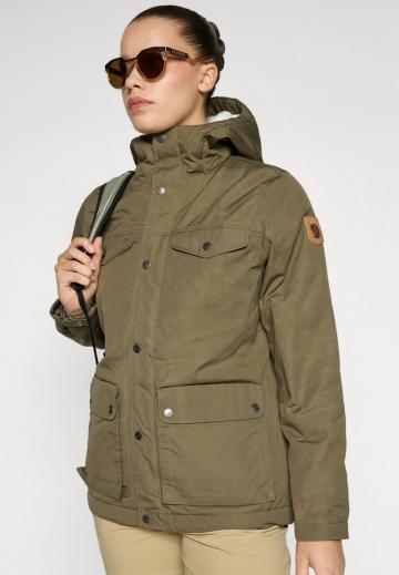 Спортивная куртка