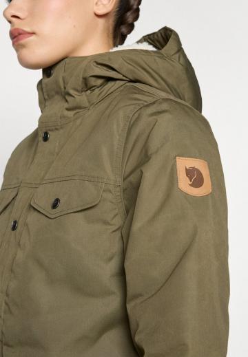 Спортивная куртка