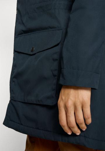 Спортивная куртка