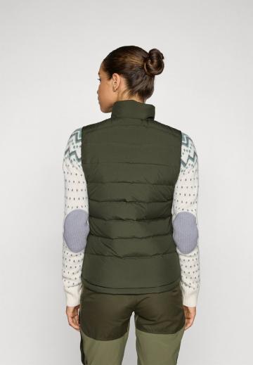 Пуховой жилет