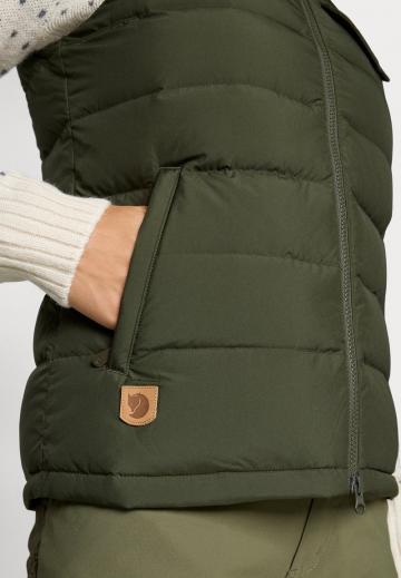 Пуховой жилет